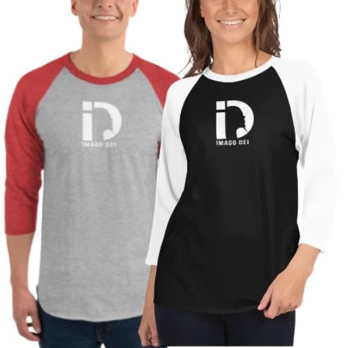 3/4 sleeve raglan shirt